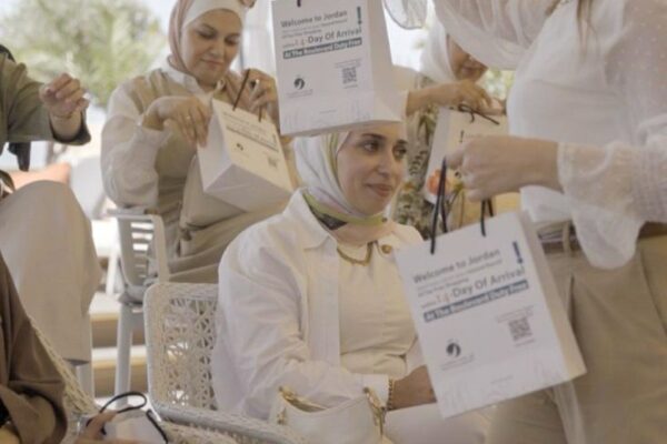 الأسواق الحرة الأردنية ترعى افطارا تواصليا  لسيدات  العقبة